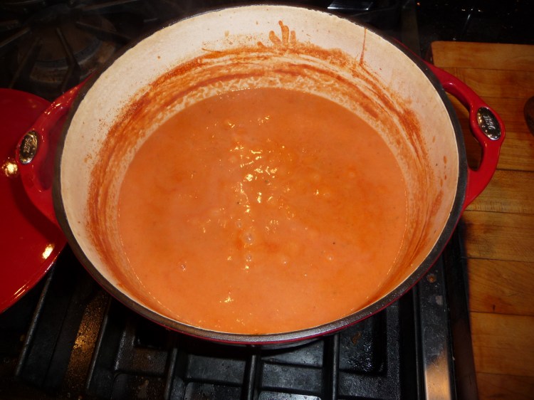Tomato-and-onion soup base